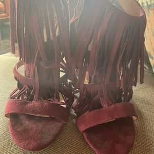 Burgundy fringe heel 7 1/2